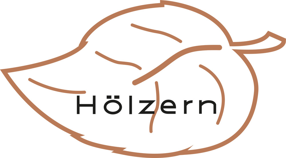 Logo von hoelzern.at in braun mit schwarzer Schrift